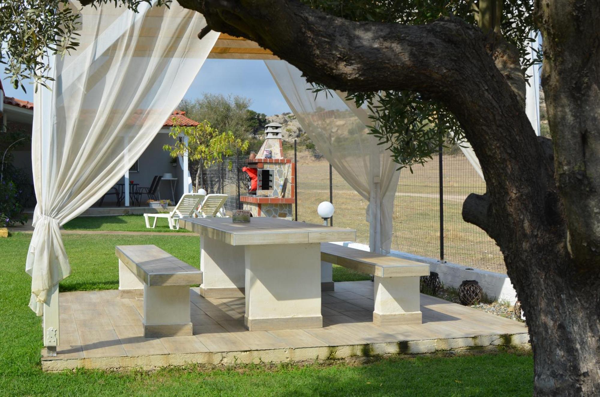 River Rooms Kriaritsi Skala Sikias Экстерьер фото